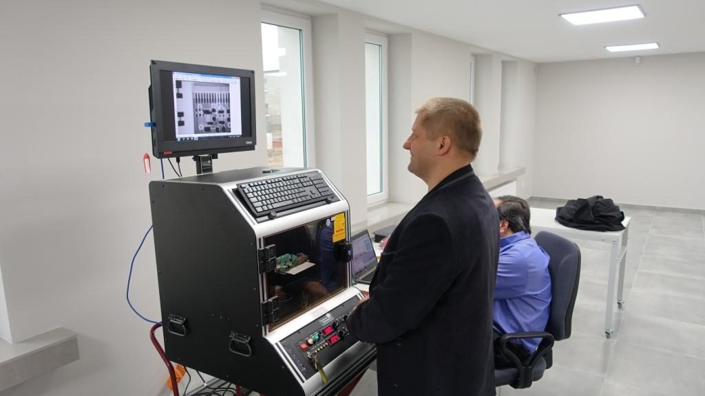 Inspekcja rentgneowska dedykowanych systemów elektronicznych